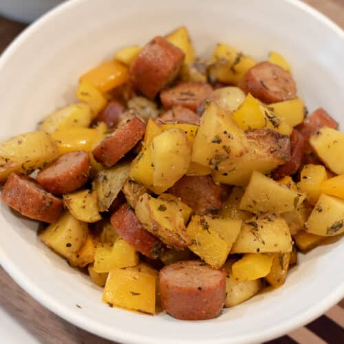 air fryer chicken sausage with baby potatoes and bell peppers