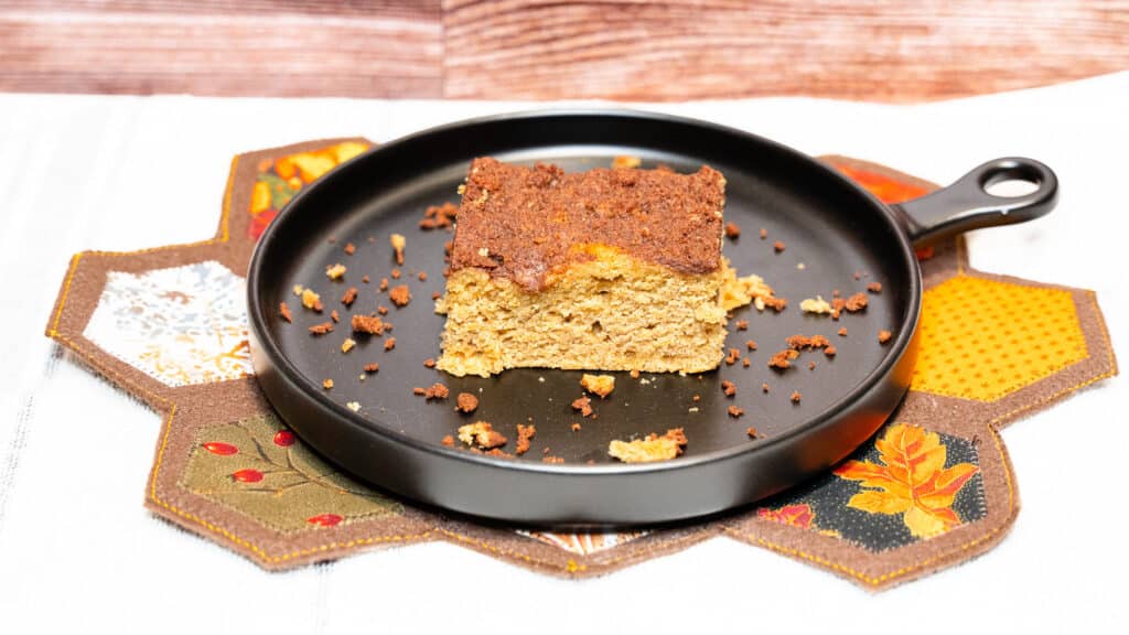 pumpkin spice coffee cake