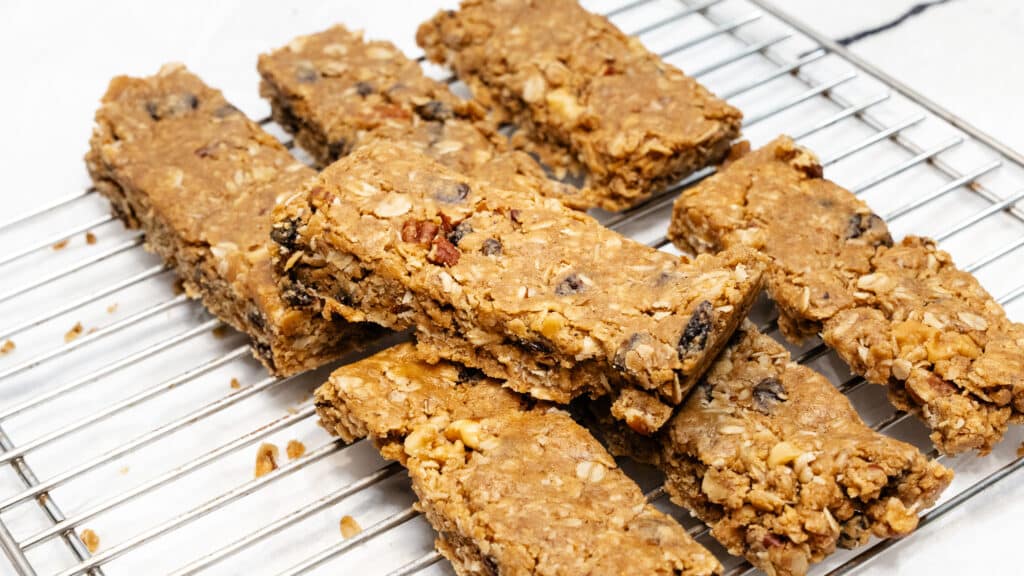 Banana Nut Granola Bars