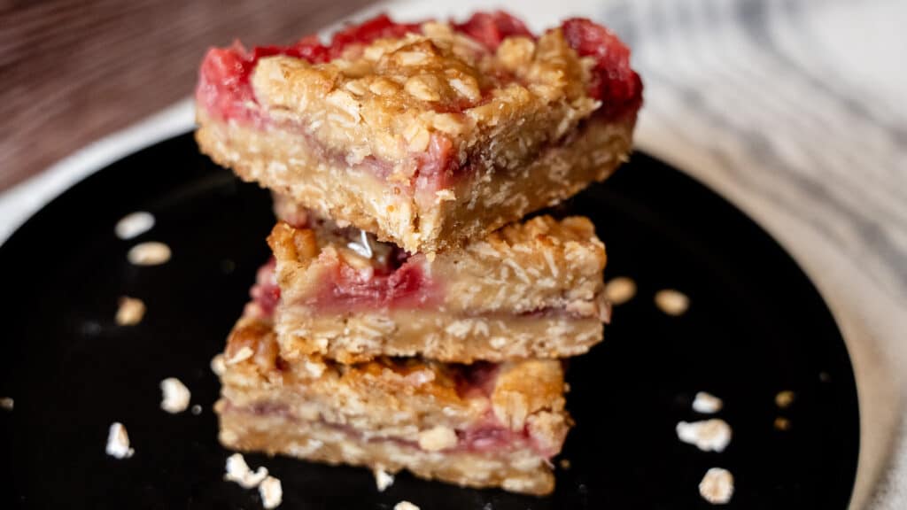 easy strawberry crisp