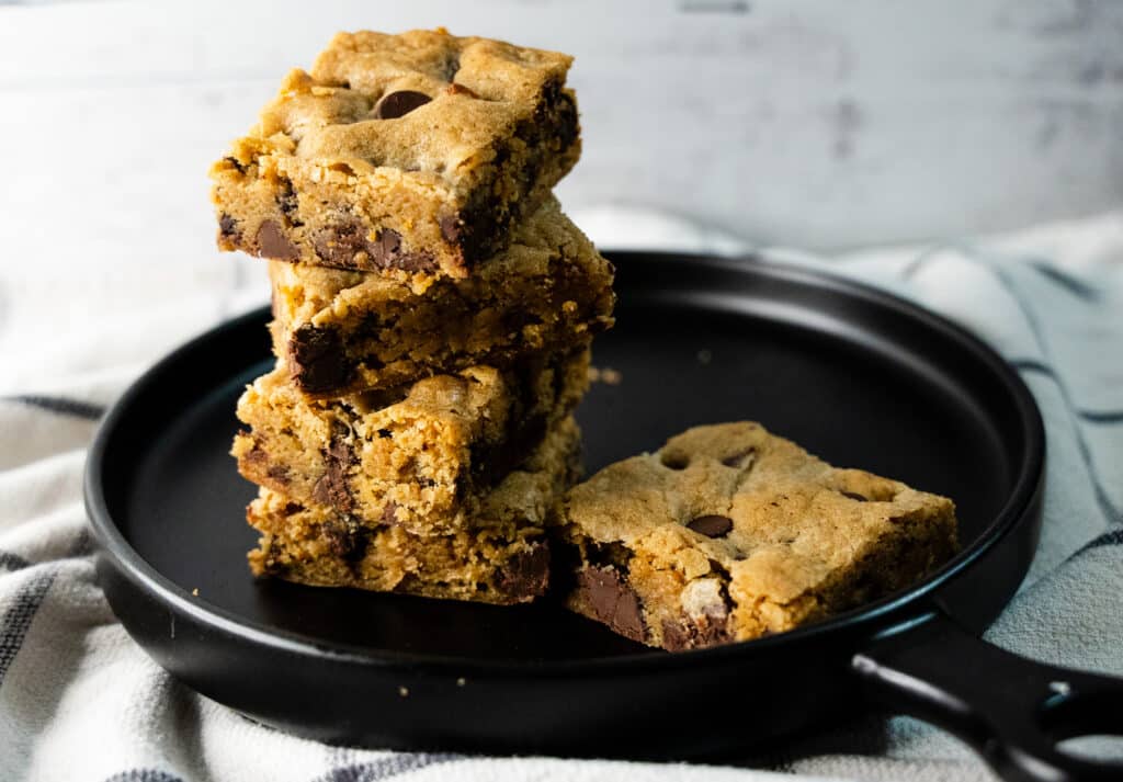 Chocolate Chip Sourdough Blondies